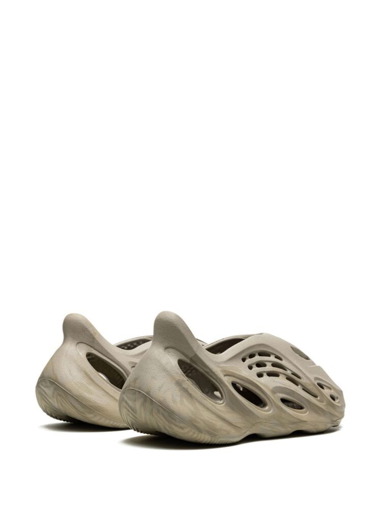 Adidas Yeezy Foam RNNR Stone Sage - Image 3