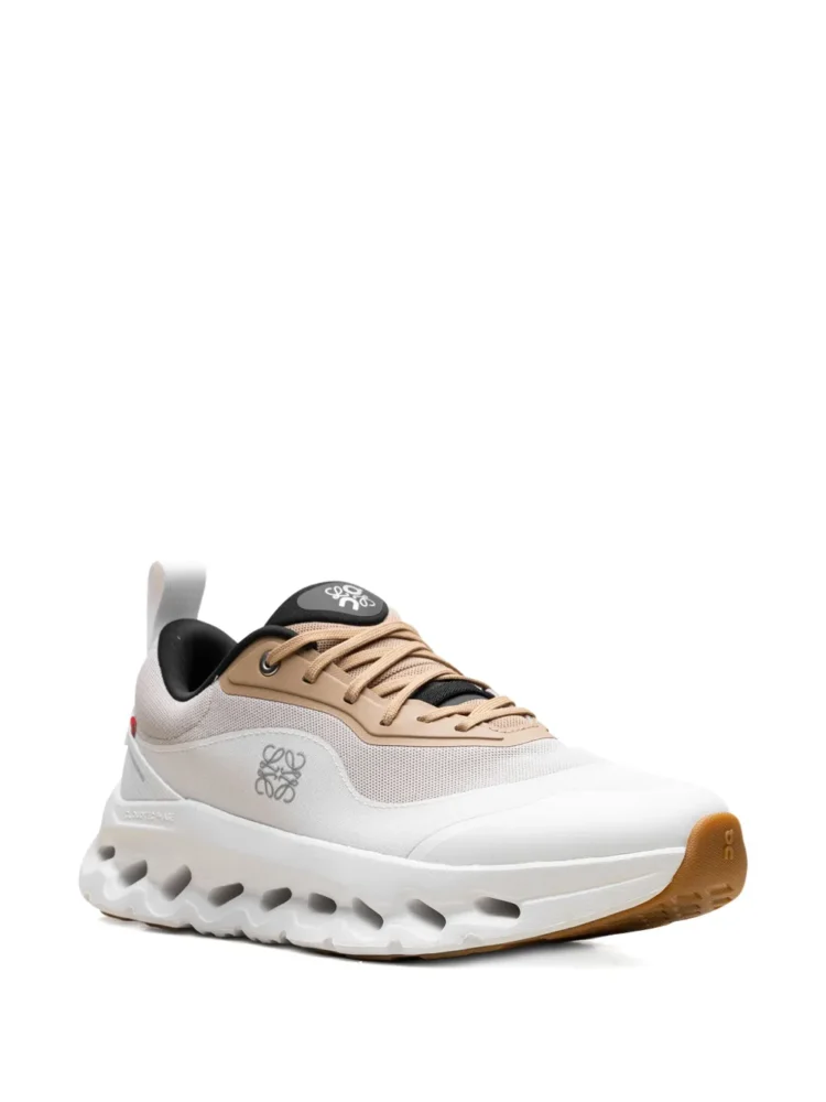 On Running Cloudtilt 2 LOEWE Tan White Gum - Image 2