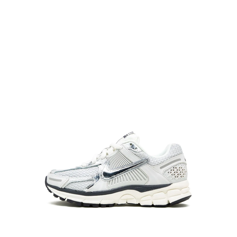 Nike Zoom Vomero 5 Photon Dust Metallic Silver - Image 4