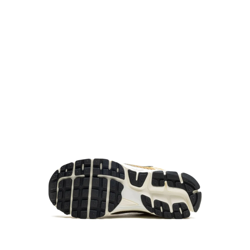 Nike Zoom Vomero 5 Metallic Gold - Image 5