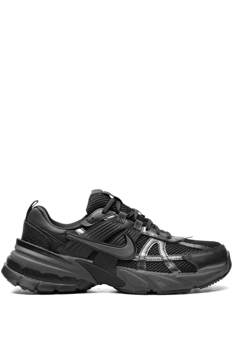 Nike V2K Run Black Dark Smoke Grey