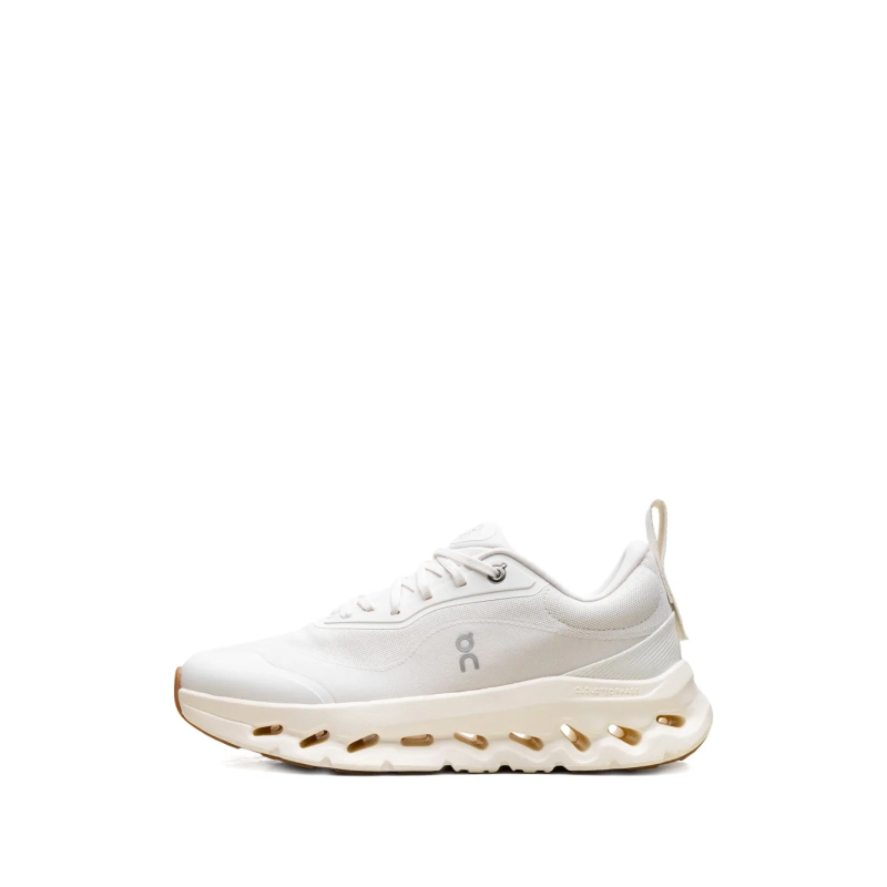 On Running Cloudtilt 2 LOEWE All White - Image 4