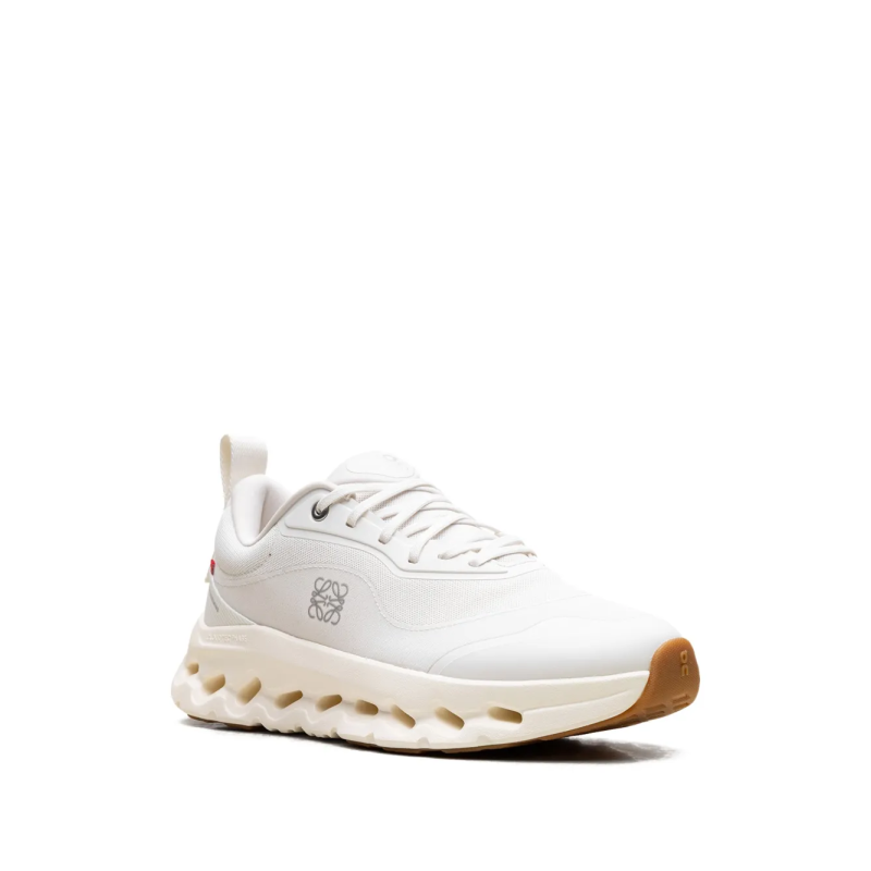 On Running Cloudtilt 2 LOEWE All White - Image 2