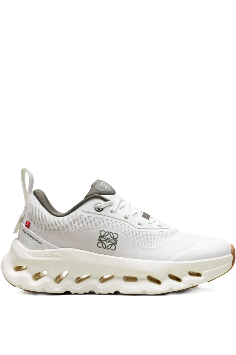 On Running Cloudtilt 2 LOEWE White Khaki