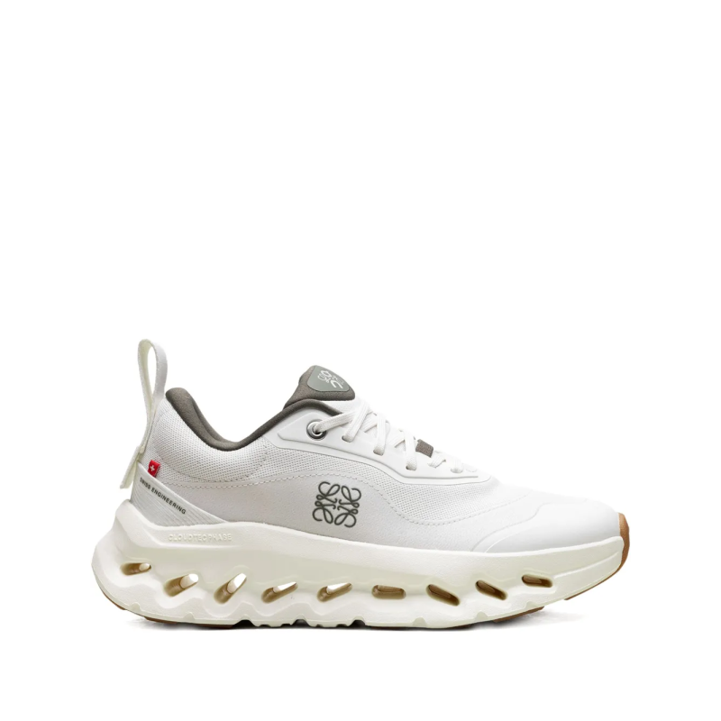 On Running Cloudtilt 2 LOEWE White Khaki
