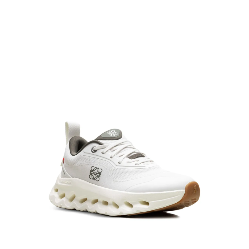 On Running Cloudtilt 2 LOEWE White Khaki - Image 2