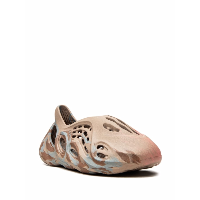 Adidas Yeezy Foam RNNR MX Sand Grey - Image 2