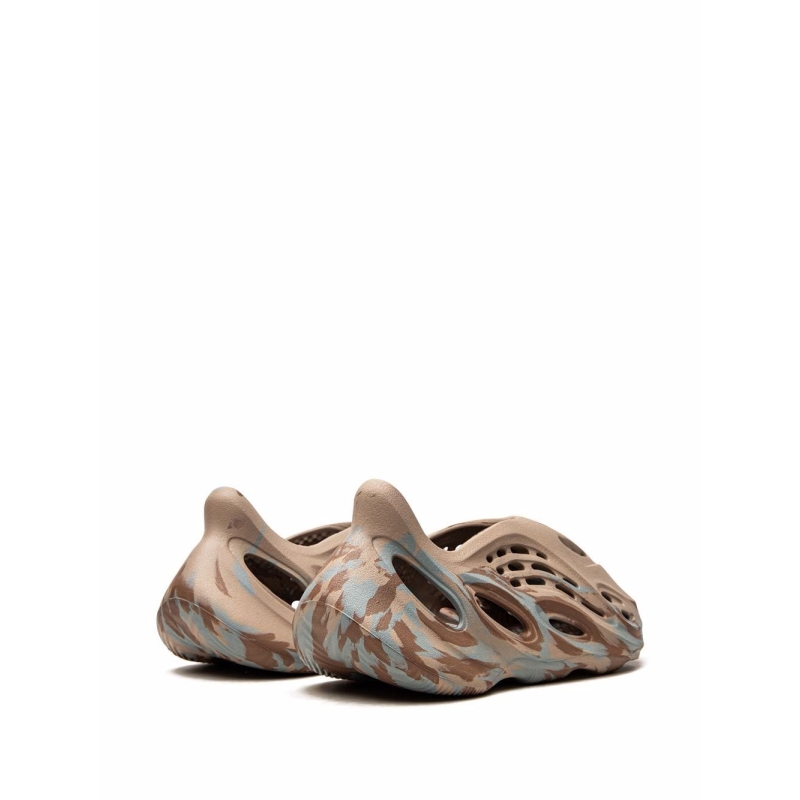 Adidas Yeezy Foam RNNR MX Sand Grey - Image 3