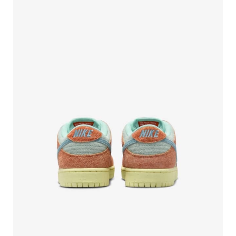 Nike SB Dunk Low Orange Emerald Rise - Image 4