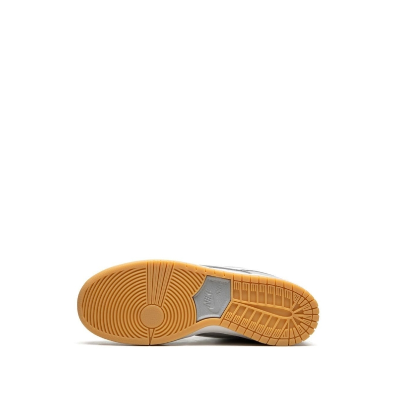 Nike SB Dunk Low Pro ISO Orange Label Wolf Grey Gum - Image 5