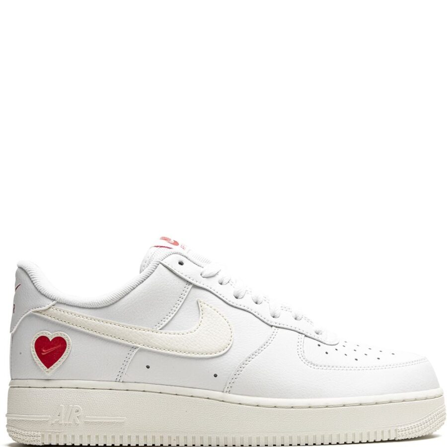 Nike Air Force 1 Low Valentine's Day (2021)