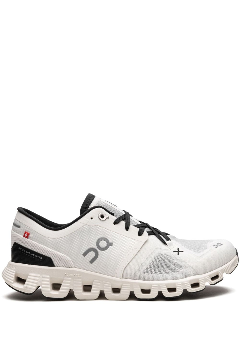 On Running Cloud X 3 Ivory Black