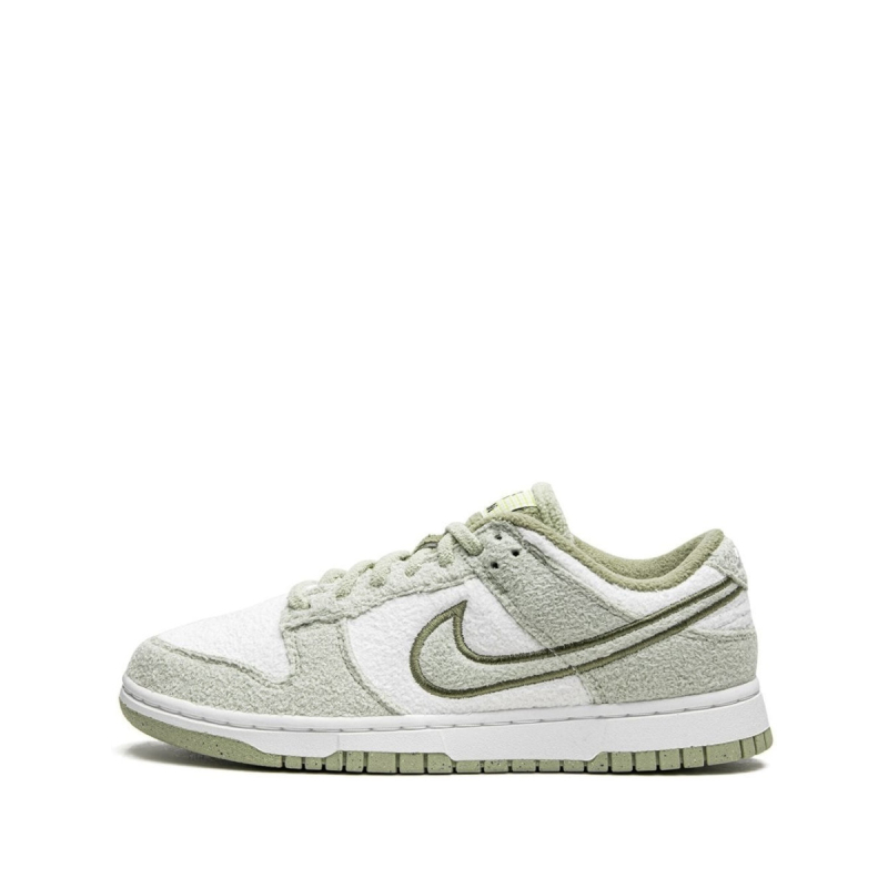 Nike Dunk Low SE Fleece Pack Honeydew - Image 3