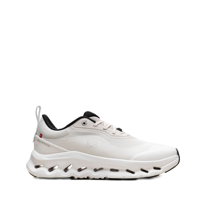 On Running Cloudtilt 2 LOEWE Sand White