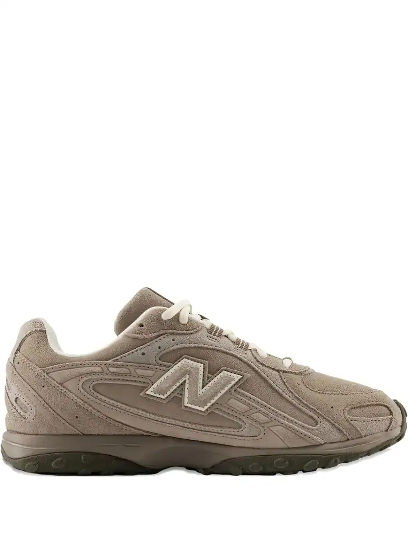 New Balance 204L Mushroom